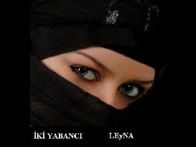 leyna - iki yabancı